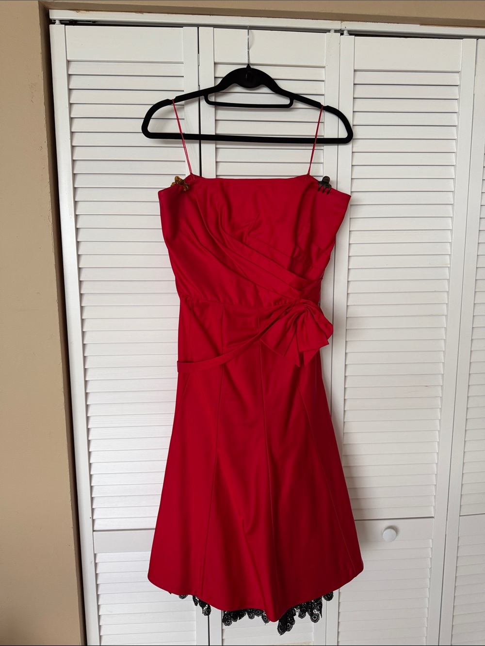 Carman Marc Valvo strapless red cocktail dress